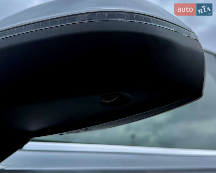 Позашляховик / Кросовер Audi Q7 2017 в Києві