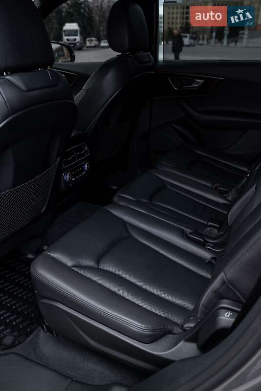 Внедорожник / Кроссовер Audi Q7 2017 в Харькове фото 44 Внедорожник / Кроссовер Audi Q7 2017 в Харькове