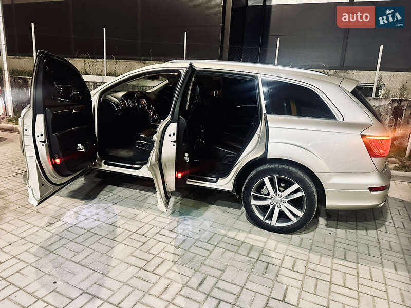 Внедорожник / Кроссовер Audi Q7 2007 в Нижней Апше