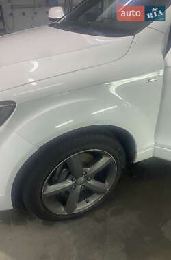 Внедорожник / Кроссовер Audi Q7 2013 в Полтаве