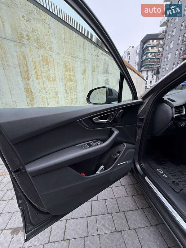 Внедорожник / Кроссовер Audi Q7 2019 в Львове