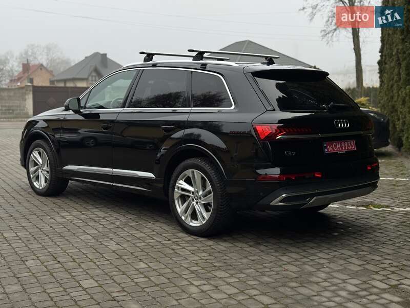 Позашляховик / Кросовер Audi Q7 2019 в Тернополі