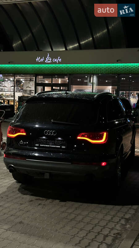 Внедорожник / Кроссовер Audi Q7 2013 в Бродах