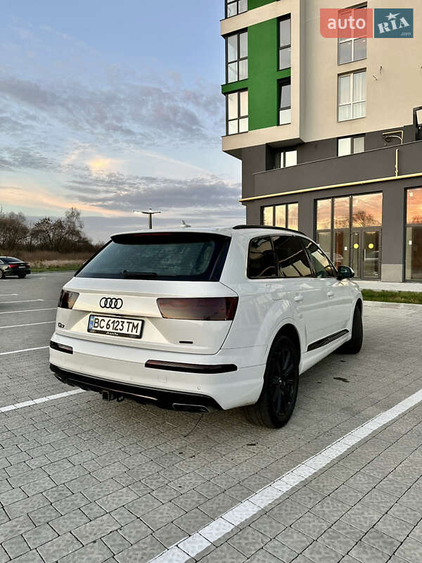 Позашляховик / Кросовер Audi Q7 2017 в Львові фото 16 Позашляховик / Кросовер Audi Q7 2017 в Львові