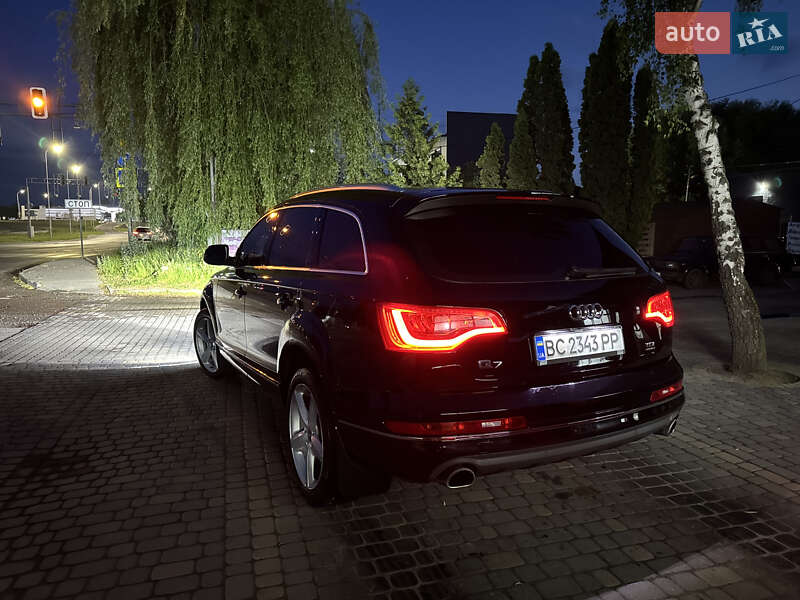 Позашляховик / Кросовер Audi Q7 2014 в Львові