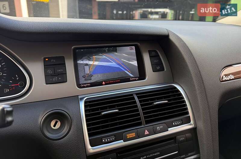 Внедорожник / Кроссовер Audi Q7 2015 в Киеве