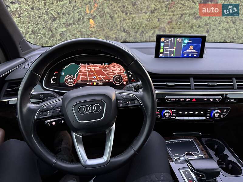 Внедорожник / Кроссовер Audi Q7 2016 в Киеве