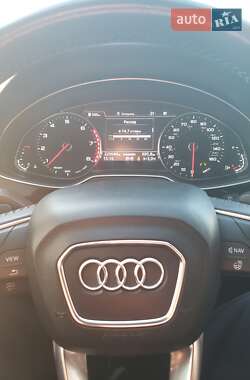 Внедорожник / Кроссовер Audi Q7 2016 в Чуднове