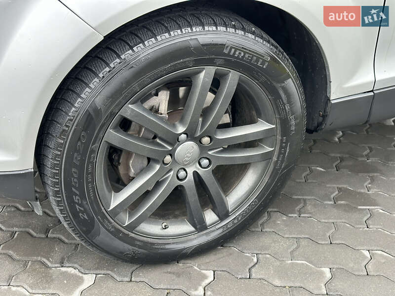 Внедорожник / Кроссовер Audi Q7 2006 в Сваляве