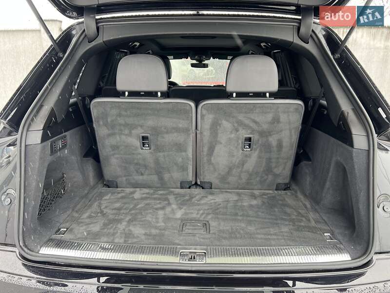 Внедорожник / Кроссовер Audi Q7 2018 в Дрогобыче