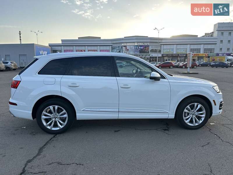 Внедорожник / Кроссовер Audi Q7 2017 в Полтаве фото 7 Внедорожник / Кроссовер Audi Q7 2017 в Полтаве