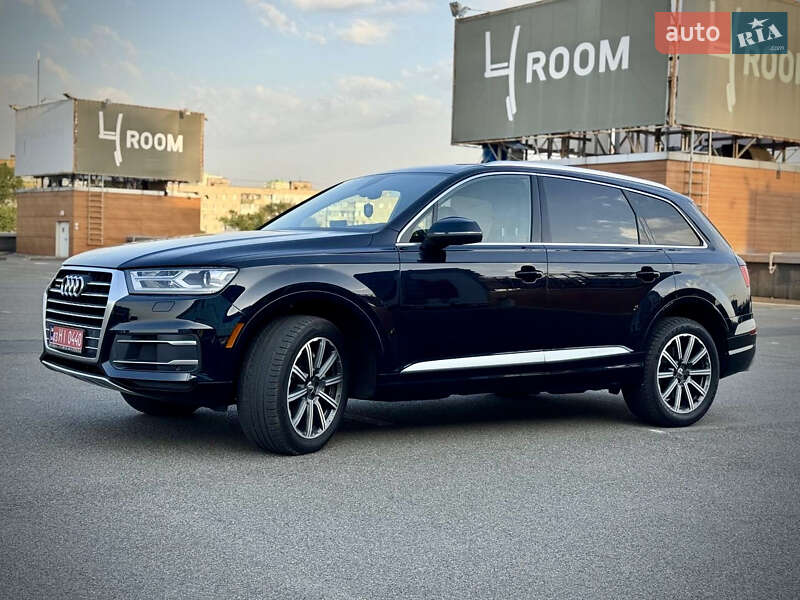 Позашляховик / Кросовер Audi Q7 2018 в Києві