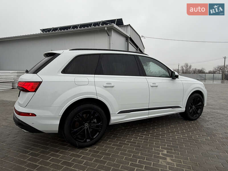 Позашляховик / Кросовер Audi Q7 2024 в Львові фото 15 Позашляховик / Кросовер Audi Q7 2024 в Львові