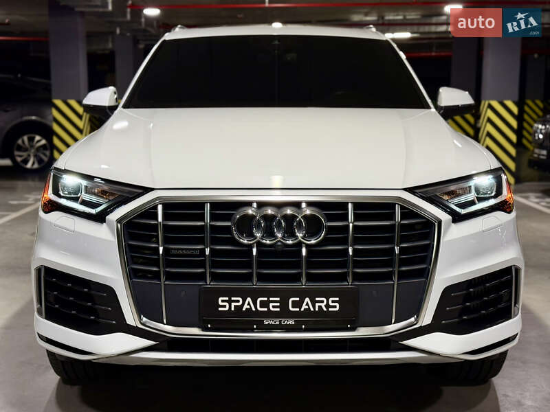 Позашляховик / Кросовер Audi Q7 2019 в Києві