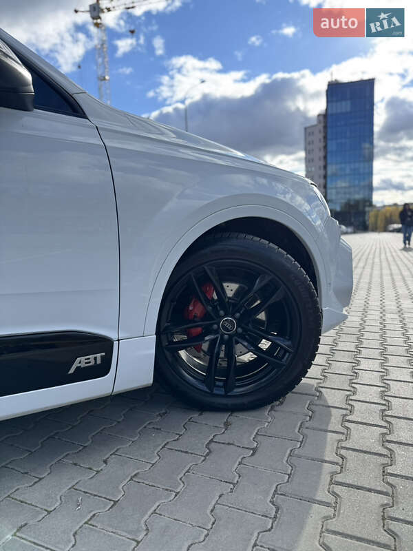 Внедорожник / Кроссовер Audi Q7 2016 в Тернополе