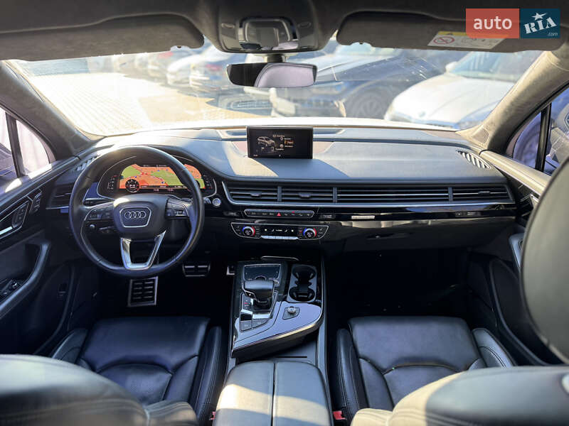 Внедорожник / Кроссовер Audi Q7 2016 в Тернополе