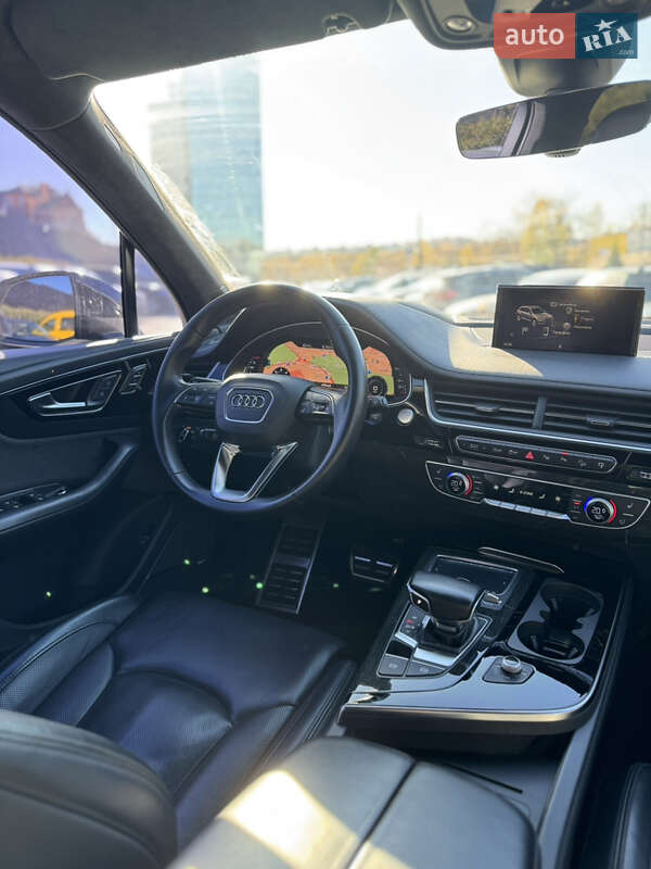 Внедорожник / Кроссовер Audi Q7 2016 в Тернополе