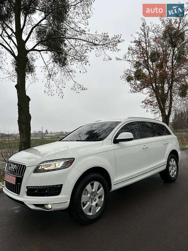 Внедорожник / Кроссовер Audi Q7 2015 в Владимире