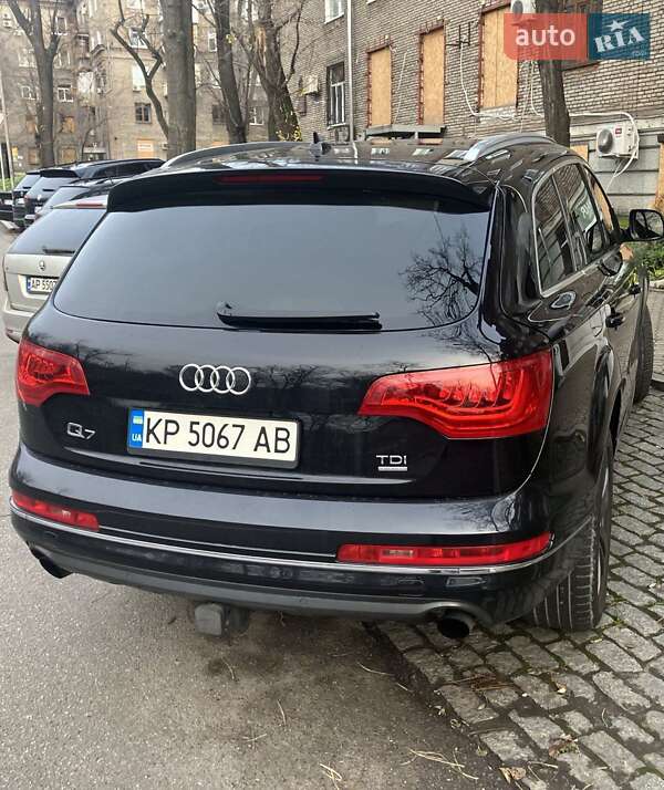 Позашляховик / Кросовер Audi Q7 2010 в Запоріжжі
