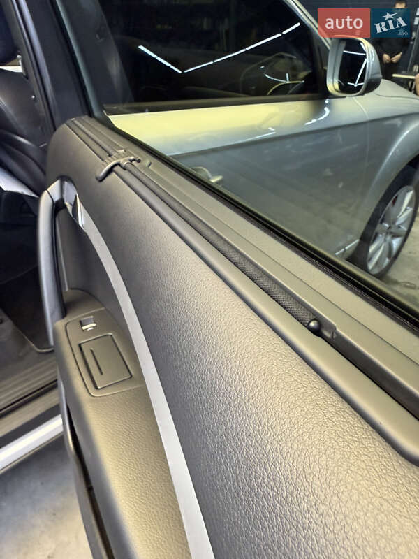 Позашляховик / Кросовер Audi Q7 2015 в Чернівцях