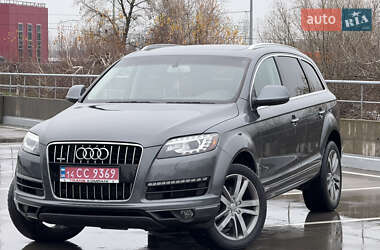 Позашляховик / Кросовер Audi Q7 2015 в Києві