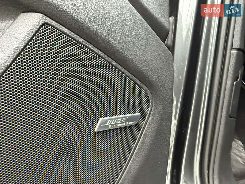 Позашляховик / Кросовер Audi Q7 2015 в Києві