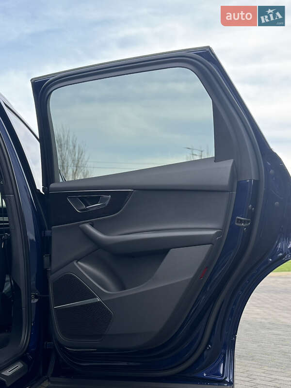 Внедорожник / Кроссовер Audi Q7 2021 в Днепре фото 25 Внедорожник / Кроссовер Audi Q7 2021 в Днепре