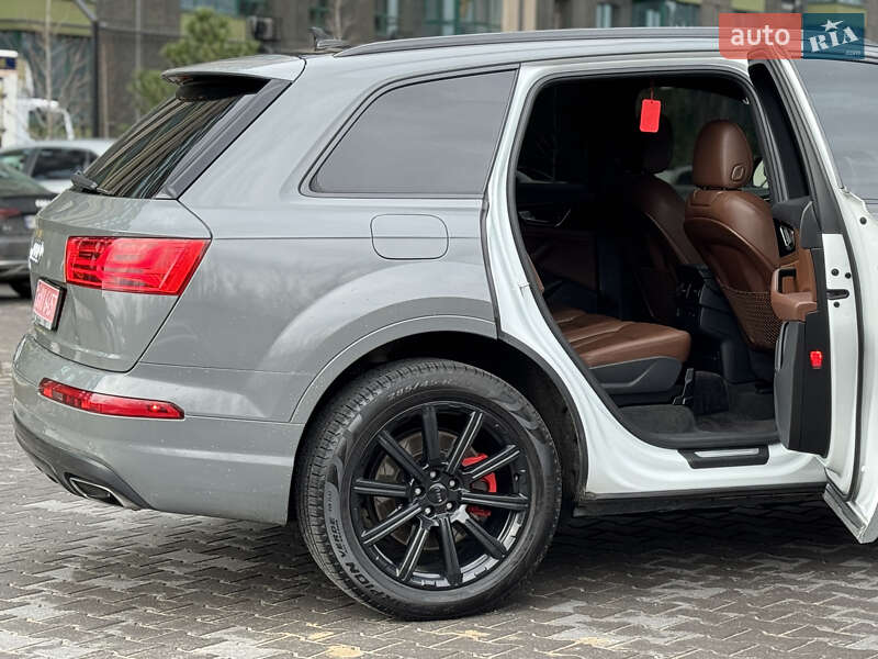 Внедорожник / Кроссовер Audi Q7 2017 в Киеве фото 9 Внедорожник / Кроссовер Audi Q7 2017 в Киеве