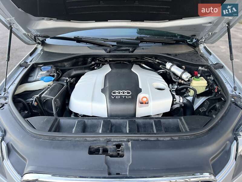 Позашляховик / Кросовер Audi Q7 2013 в Вінниці