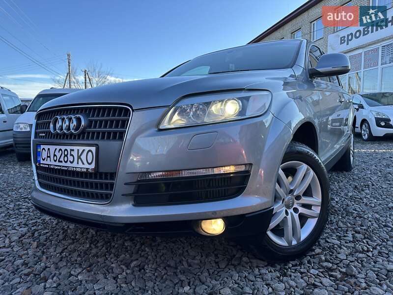 Внедорожник / Кроссовер Audi Q7 2009 в Смеле