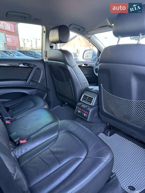 Внедорожник / Кроссовер Audi Q7 2009 в Смеле