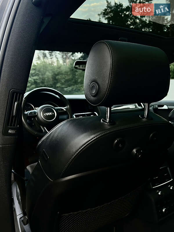 Позашляховик / Кросовер Audi Q7 2015 в Києві