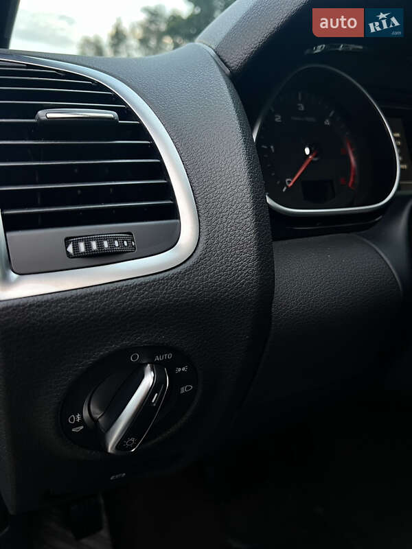 Позашляховик / Кросовер Audi Q7 2015 в Києві