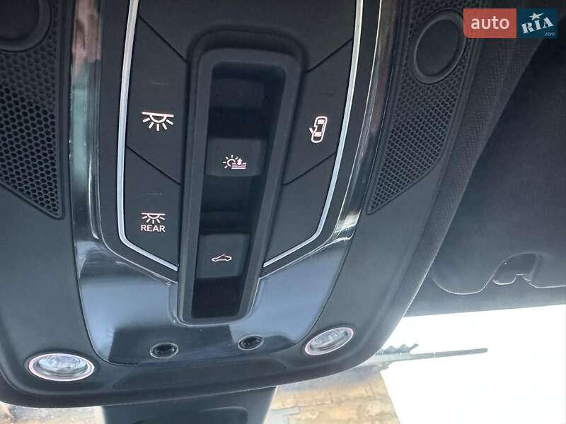 Позашляховик / Кросовер Audi Q7 2017 в Лохвиці