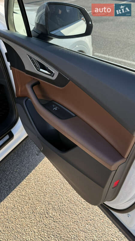 Внедорожник / Кроссовер Audi Q7 2016 в Киеве фото 19 Внедорожник / Кроссовер Audi Q7 2016 в Киеве