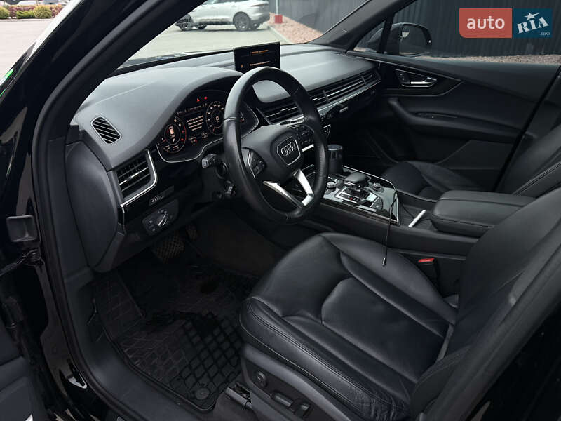 Позашляховик / Кросовер Audi Q7 2017 в Києві фото 25 Позашляховик / Кросовер Audi Q7 2017 в Києві