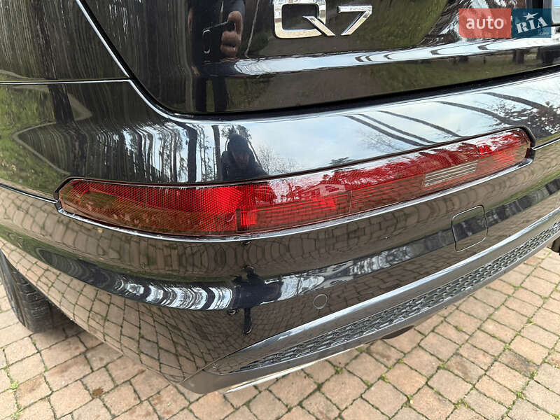Внедорожник / Кроссовер Audi Q7 2018 в Киеве фото 38 Внедорожник / Кроссовер Audi Q7 2018 в Киеве