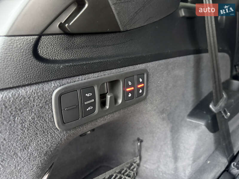 Внедорожник / Кроссовер Audi Q7 2018 в Киеве фото 115 Внедорожник / Кроссовер Audi Q7 2018 в Киеве