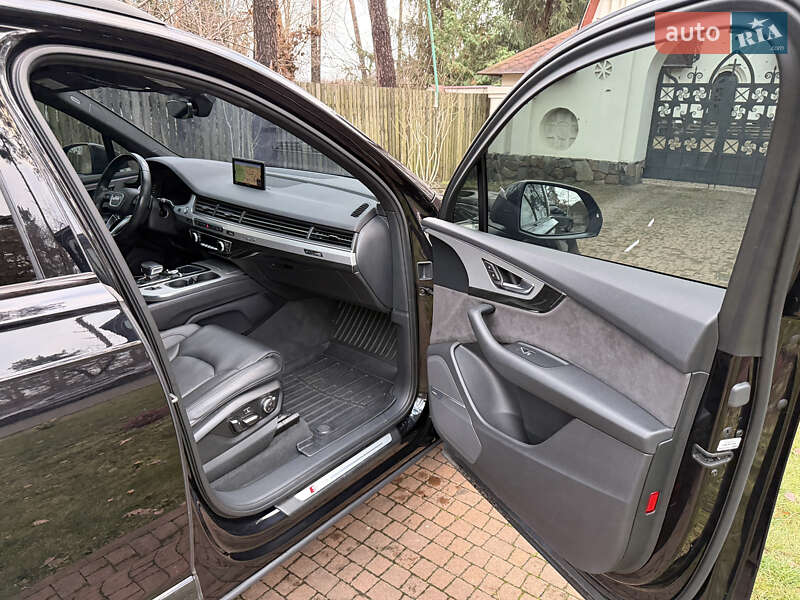 Внедорожник / Кроссовер Audi Q7 2018 в Киеве фото 128 Внедорожник / Кроссовер Audi Q7 2018 в Киеве