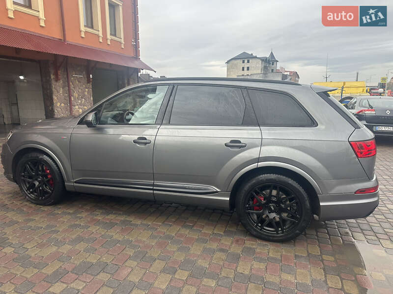 Внедорожник / Кроссовер Audi Q7 2016 в Тернополе