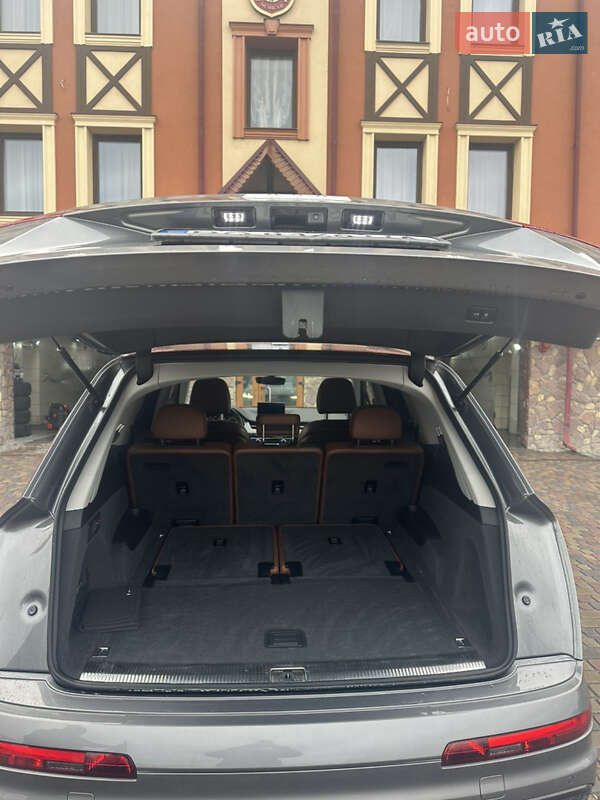 Внедорожник / Кроссовер Audi Q7 2016 в Тернополе