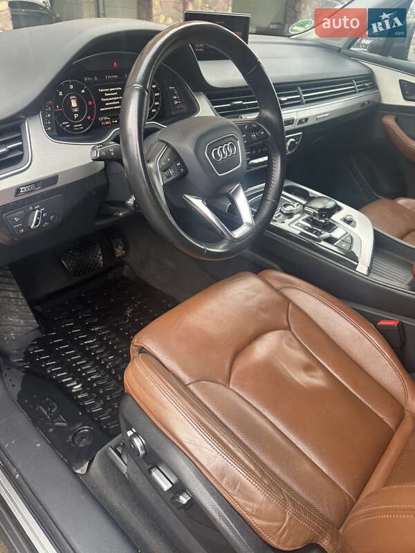 Внедорожник / Кроссовер Audi Q7 2016 в Тернополе