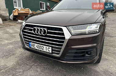Позашляховик / Кросовер Audi Q7 2016 в Дніпрі