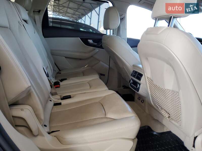 Внедорожник / Кроссовер Audi Q7 2018 в Киеве