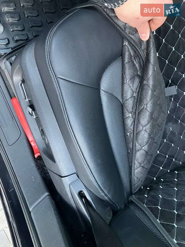 Позашляховик / Кросовер Audi Q7 2010 в Запоріжжі