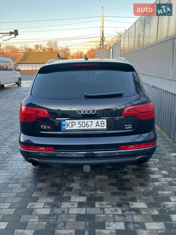 Позашляховик / Кросовер Audi Q7 2010 в Запоріжжі