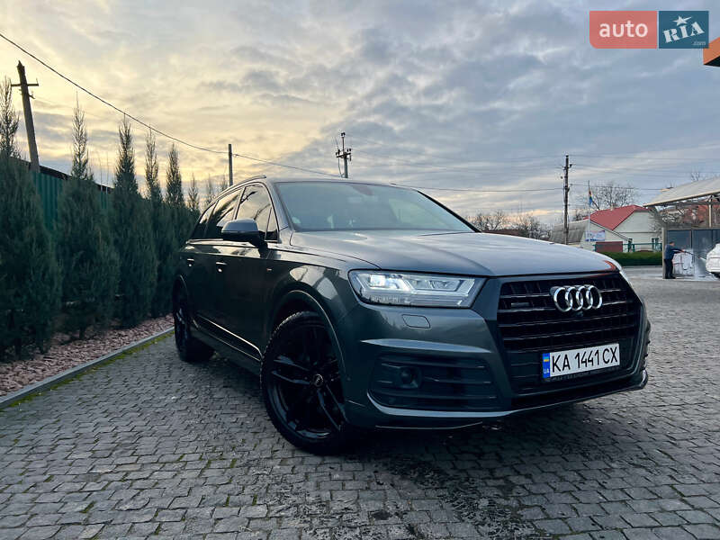 Внедорожник / Кроссовер Audi Q7 2016 в Житомире