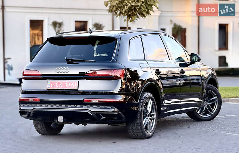 Внедорожник / Кроссовер Audi Q7 2022 в Львове