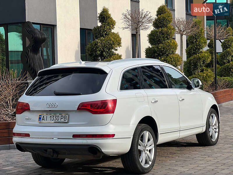 Позашляховик / Кросовер Audi Q7 2012 в Києві