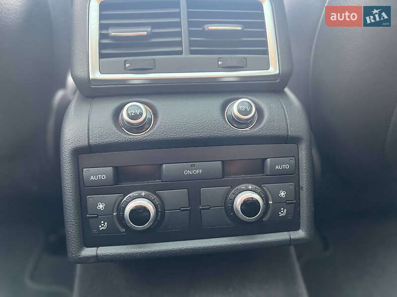 Позашляховик / Кросовер Audi Q7 2012 в Києві